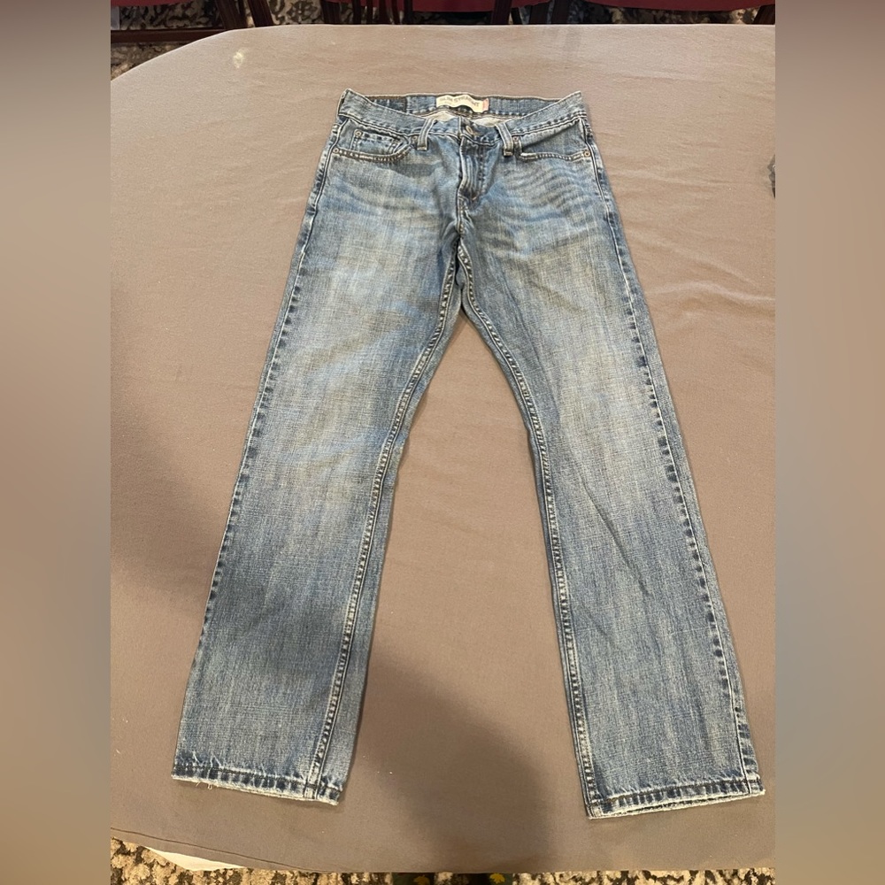 Levi jeans